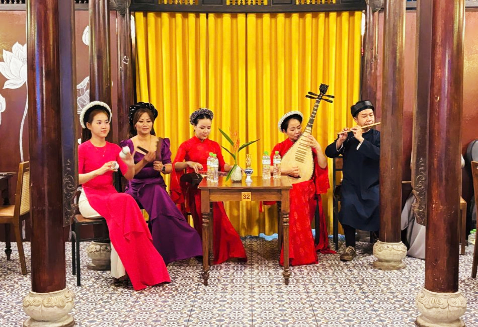 Hue Royal Dinner